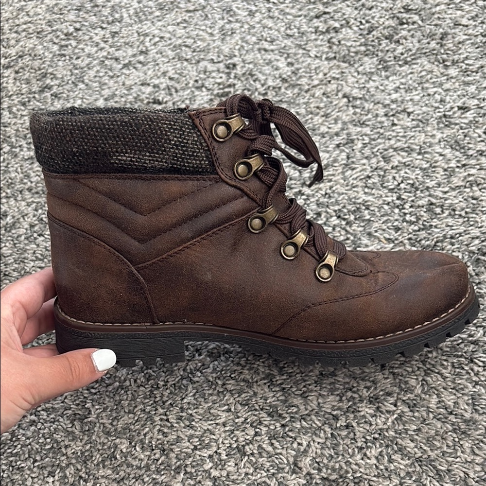 Sonoma Brown Lace-Up Ankle Boots